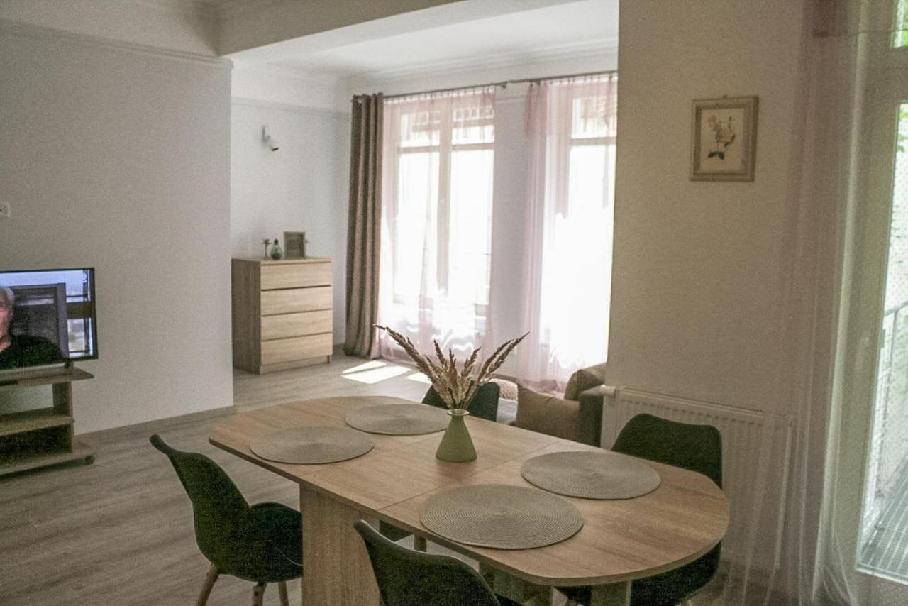 Apartments Moravska 24 Карловы Вары Экстерьер фото